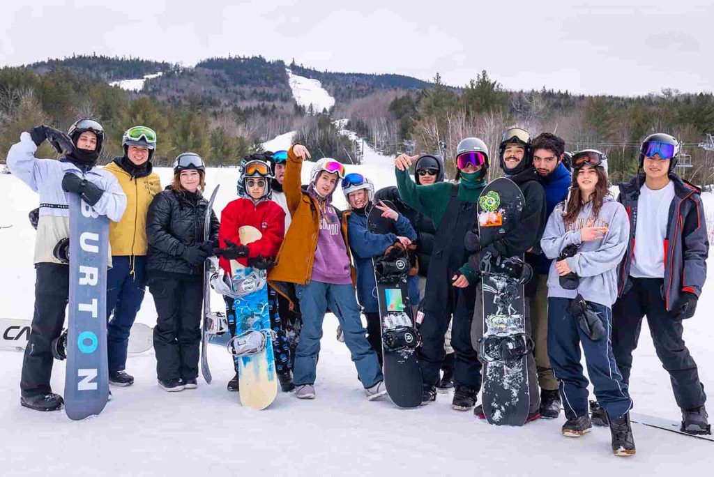 snowboarding team buniverse feat