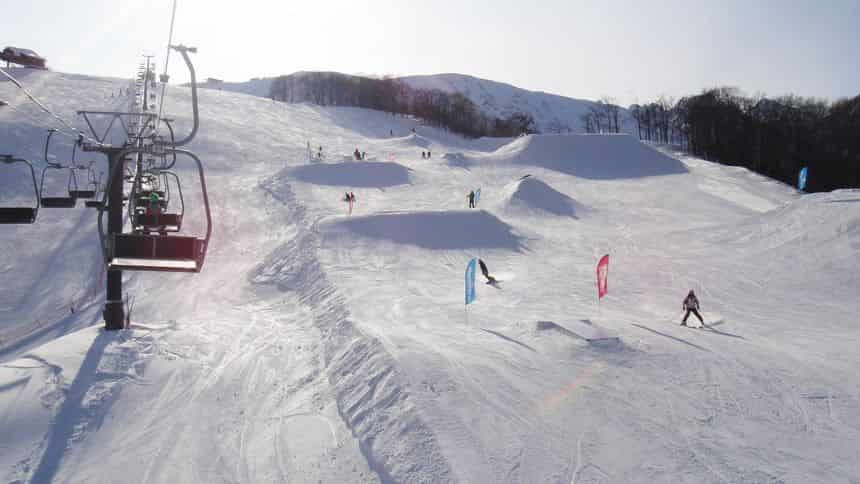 happo banks snow park terrain park