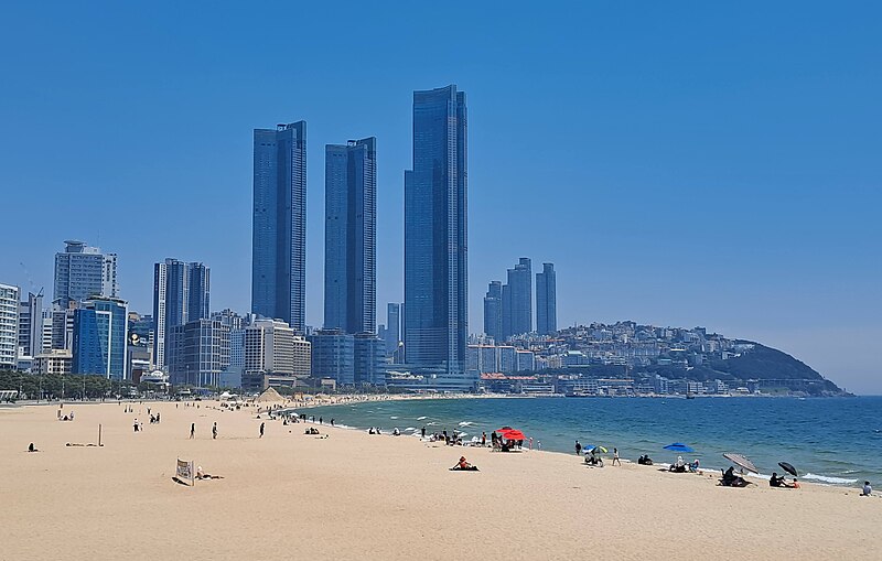 800px Haeundae Beach May 2024